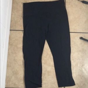 Athleta Navy blue cropped leggings
